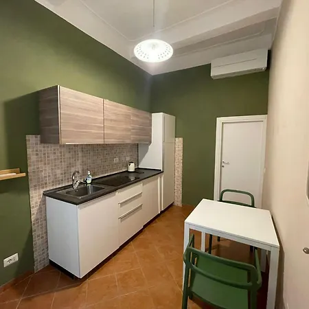 Castello D'altafronte 6 Apartament